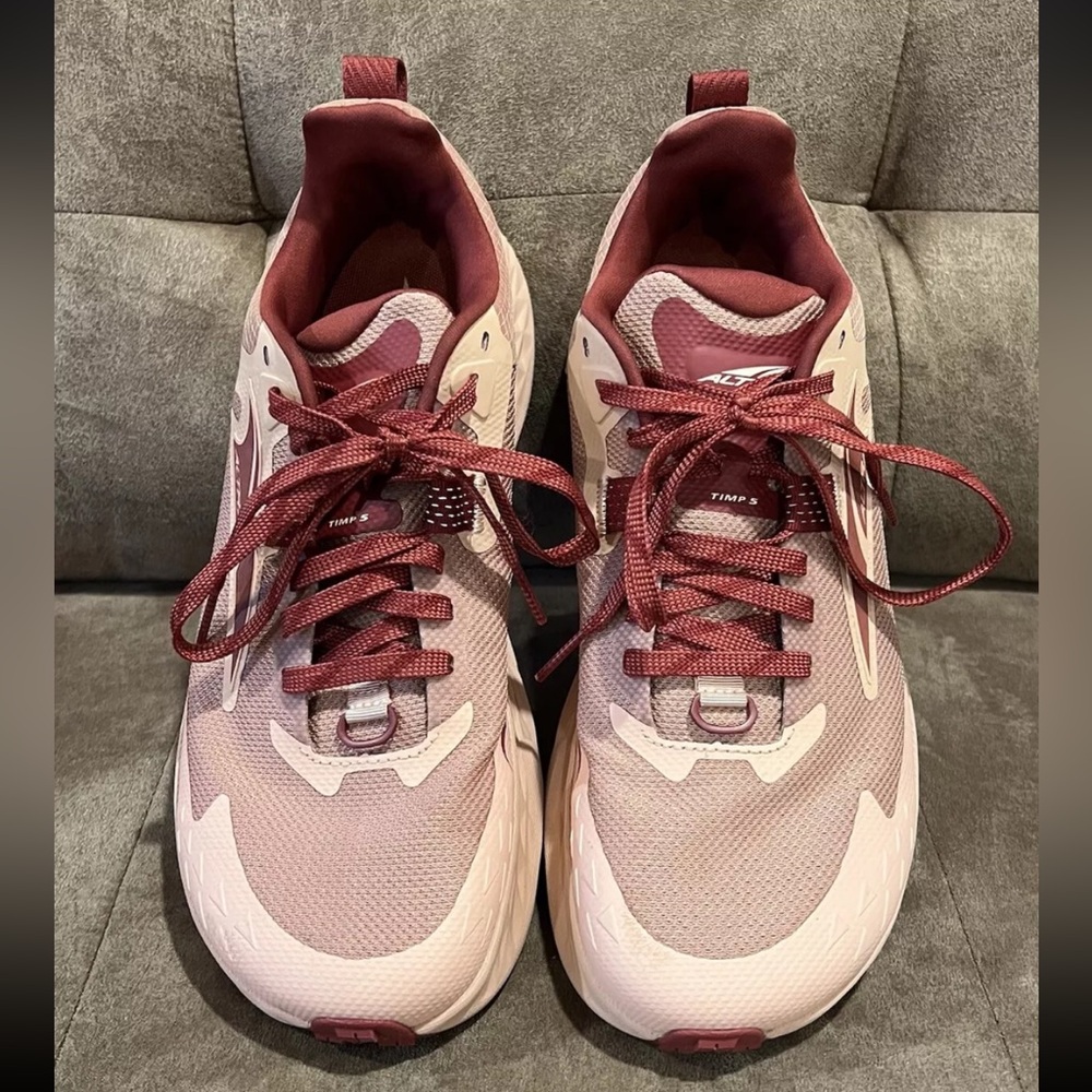 Women’s Altra Timp 5 Trail Running Shoes Sz 9 Pink/Red